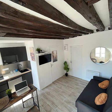 Charmant Studio Au Coeur Du Marais パリ エクステリア 写真